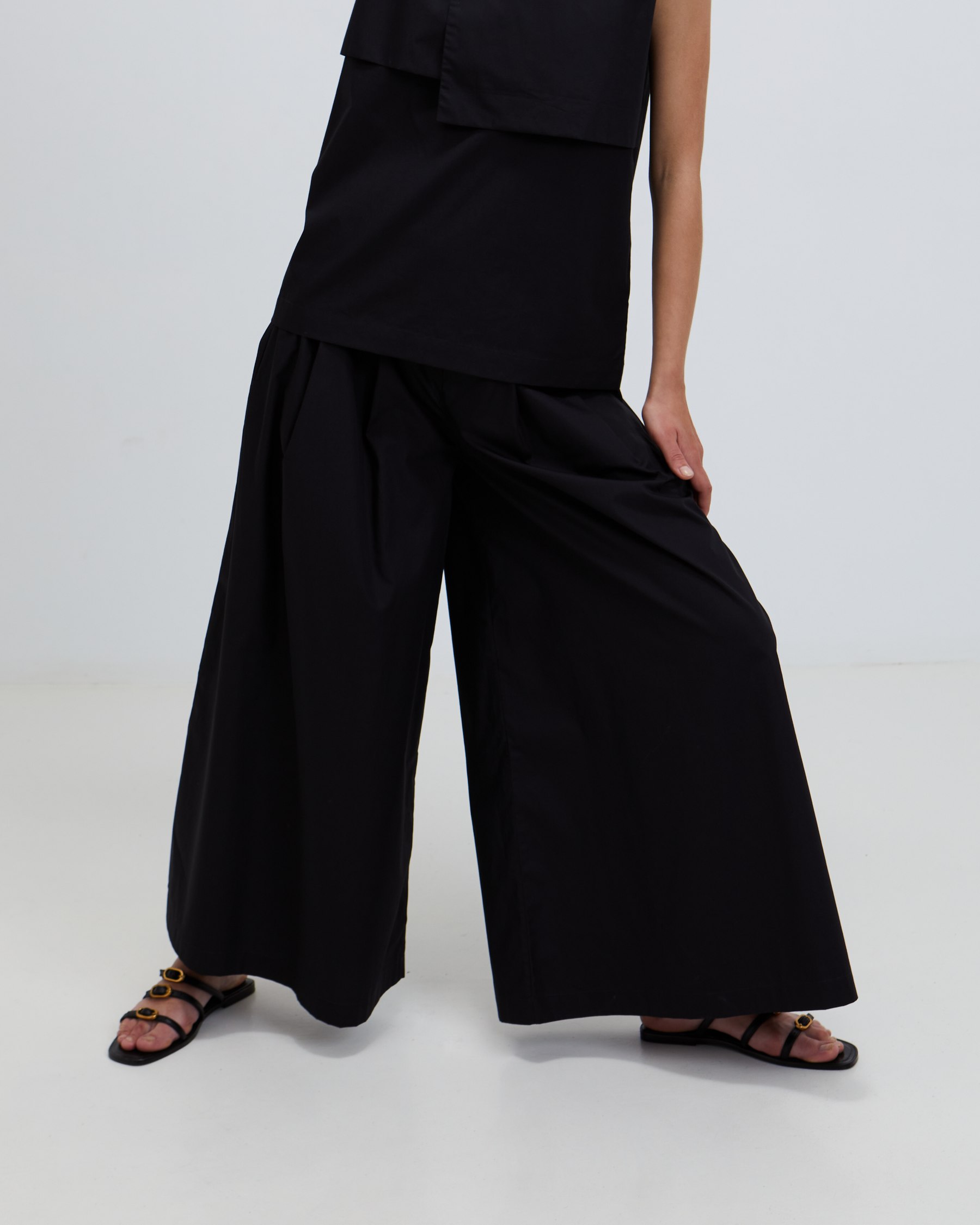 Aire Pants Black